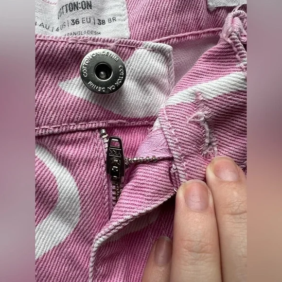 Cotton On Pink and White Swirly Loose Straight Jeans 4 - Picture 8 of 16